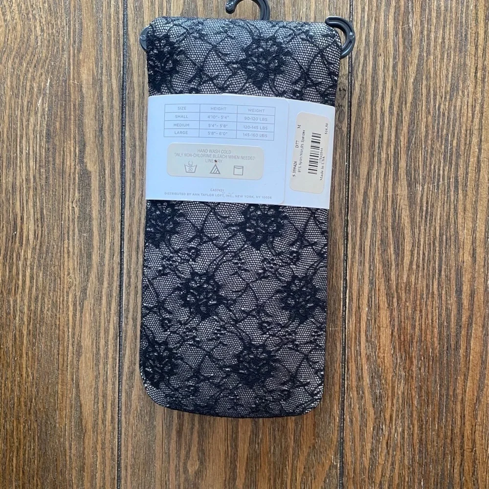 Ann Taylor Loft Textured Tights, M